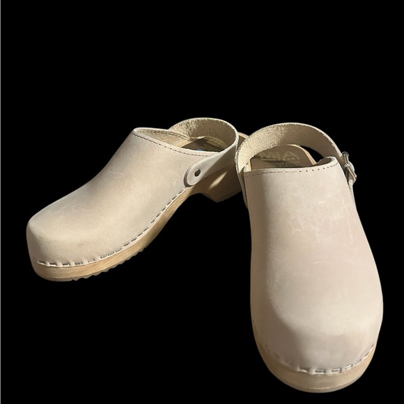 NWOT MIA Women's Alma Clog in Old Pink (cream colored). Size 36 (US 5.5-6) - Picture 4 of 12
